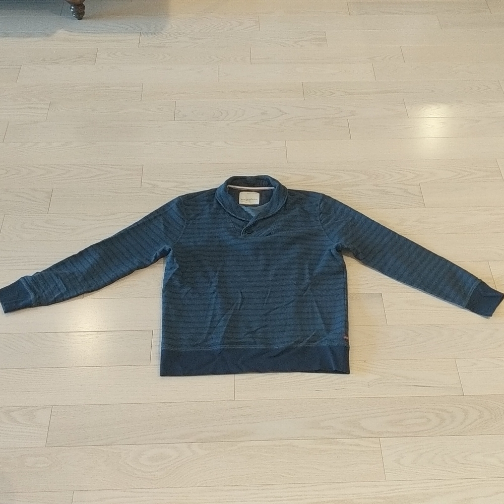 Banana Republic sweater